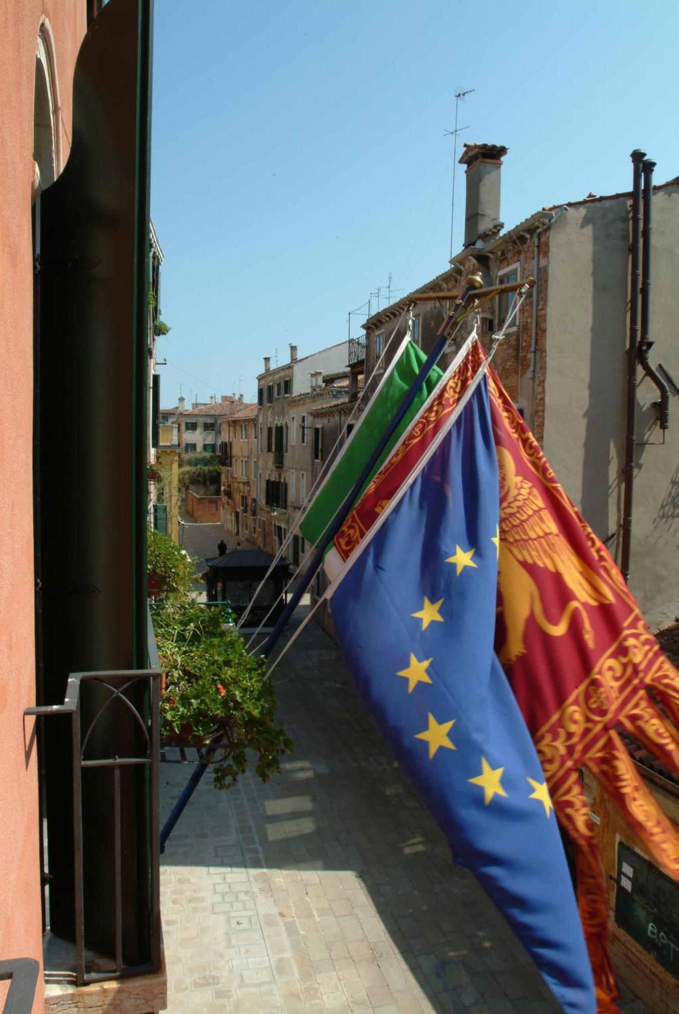 Apostoli Palace Venesia Bagian luar foto
